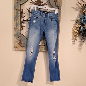 Hollister Medium Blue Ripped Straight Leg Jeans Excellent Condition NWOT Size 28